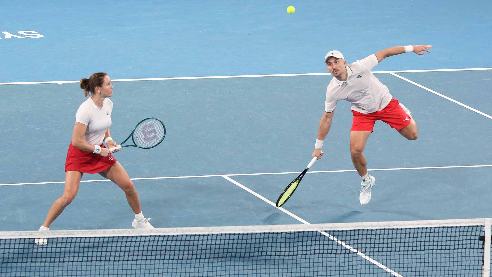 Katarzyna Kawa and Jan Zielinski win a deciding mixed doubles against Coco Gauff and Christian Harrison in the United Cup semi-finals.